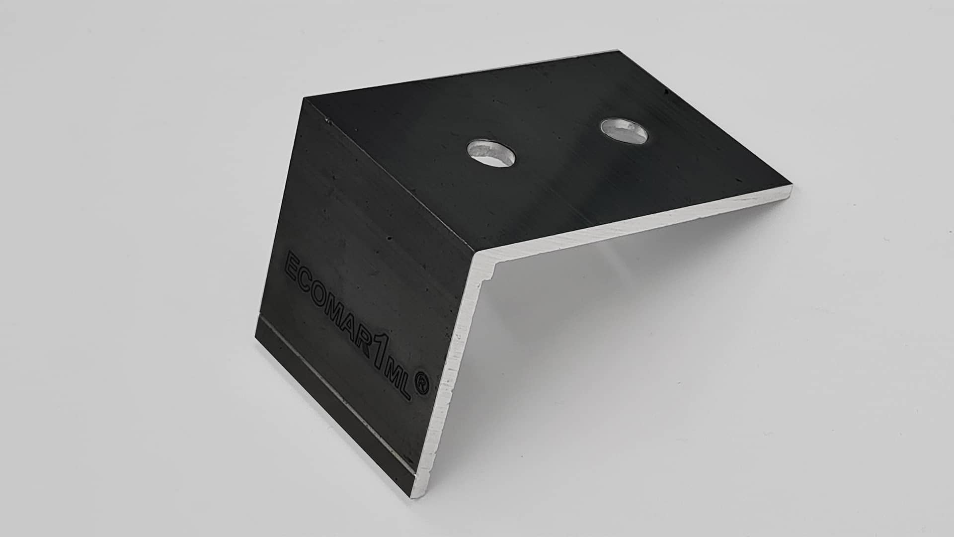 Klema końcowa dolna anodowana czarna z 2 otworami ECOMAR1ML Klema końcowa dolna anodowana czarna z 2 otworami ECOMAR1ML