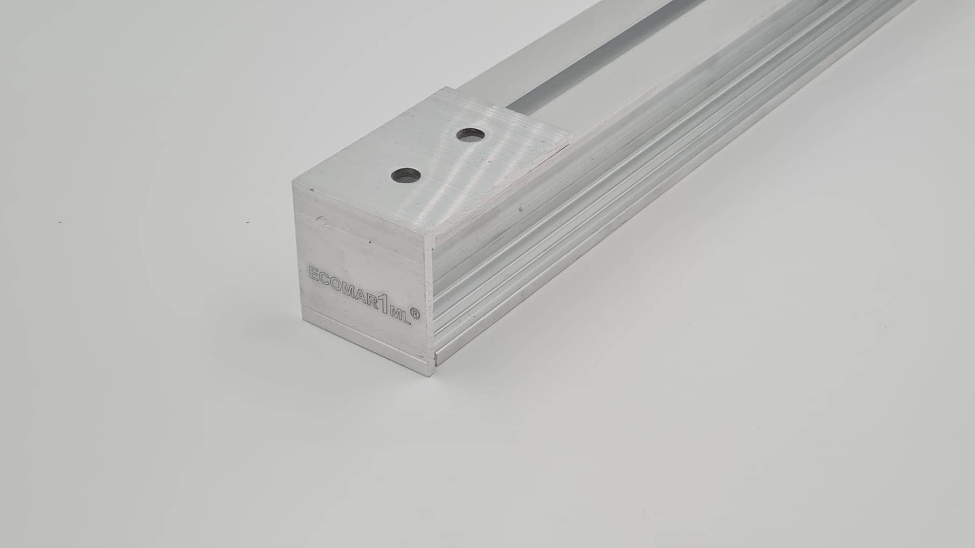 Klema końcowa dolna wzmocniona z 2 otworami ECOMAR1ML Klema końcowa dolna wzmocniona z 2 otworami ECOMAR1ML